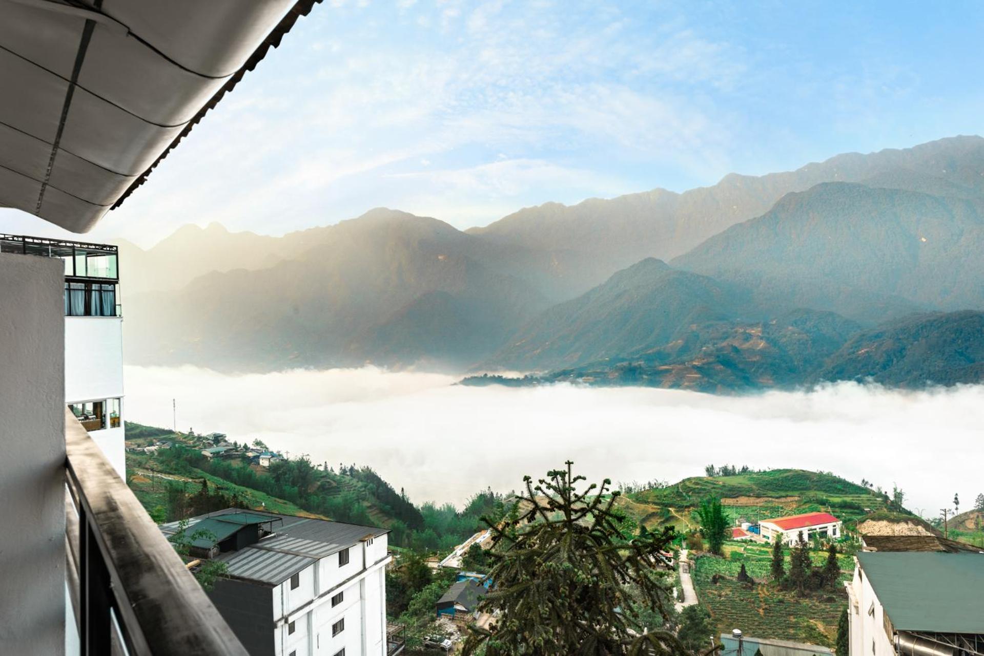 Tiger Sapa Hotel Exterior photo