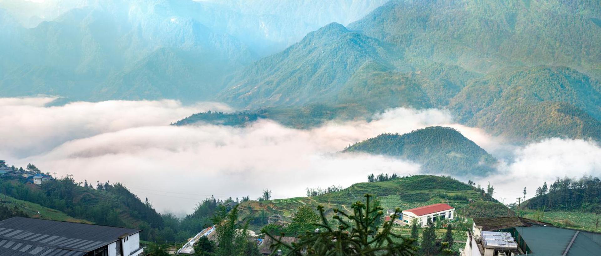 Tiger Sapa Hotel Exterior photo