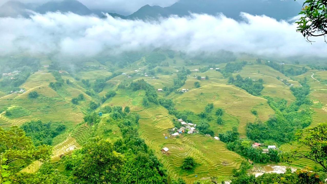 Tiger Sapa Hotel Exterior photo